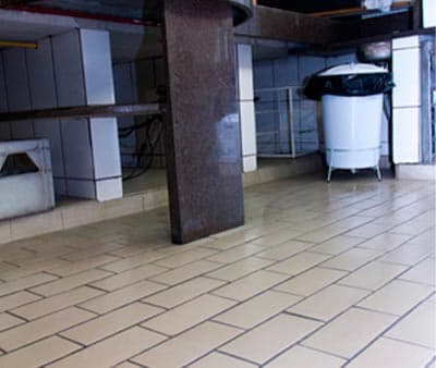 Piso cerâmico industrial aplicado — foto 16